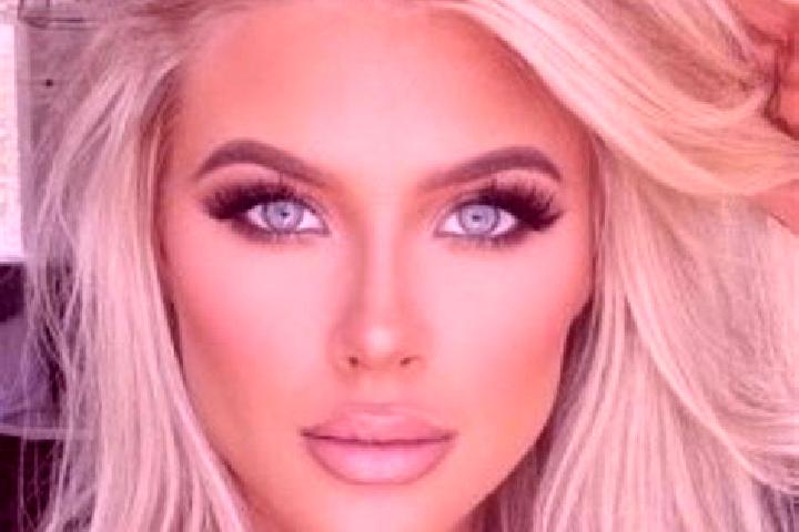 Grace, 23, a platinum blonde dark-eyed latina companion based in Uceda. Offering Dinner Date, BDSM, Couples, Prostate Massage. Available for incall and outca...