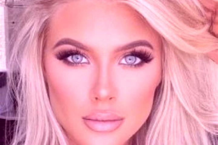 Grace, 23, a platinum blonde hazel-eyed ebony companion based in Sijong. Offering Party Girl, Striptease, Erotic Massage, Dinner Date. Available for incall a...