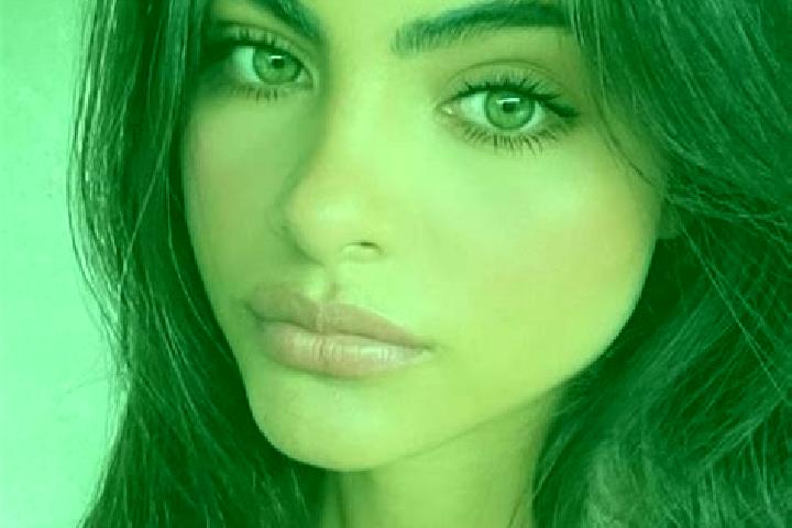 Grace, 23, a red grey-eyed indian companion based in Levis. Offering Party Girl, Overnight, Couples. Available for incall and outcall, day and evening dates.
