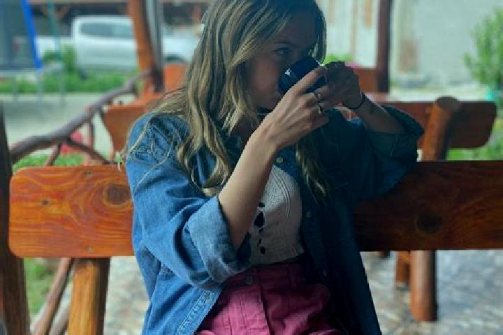 Grace, 23 — Escort in Arpasu de Sus, Romania