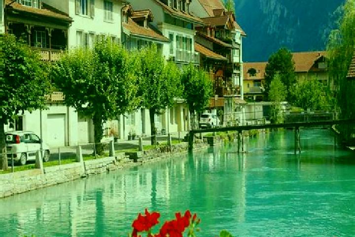 Grace, 23 — Escort in Sins, Switzerland