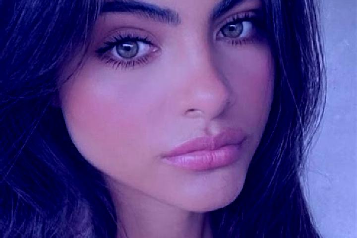 Grace, 24, a black green-eyed latina companion based in Tococ East. Offering Striptease, Duos, Travel Companion. Available for incall and outcall, day and ev...
