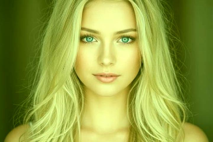 Grace, 24, a blonde amber-eyed mixed companion based in Banjar Kampunganyar. Offering Deep French Kissing, Striptease, Massage, Couples. Available for incall...