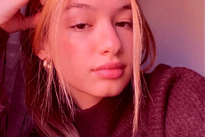 Grace, 24, a blonde brown-eyed indian companion based in Forotic. Offering Duos, GFE. Available for incall and outcall, overnight bookings available.