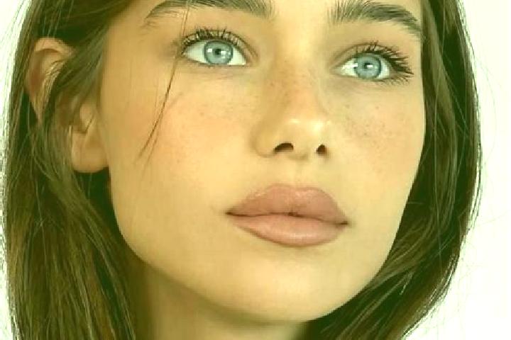 Grace, 24, a brunette blue-eyed slavic companion based in Komarove. Offering 69, Couples, Erotic Massage. Available for incall and outcall, day and evening d...
