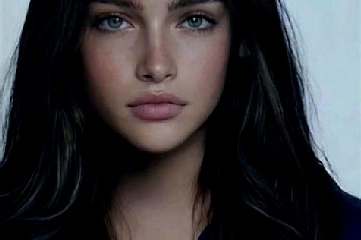 Grace, 24, a brunette grey-eyed caucasian companion based in Cifuentes. Offering OWO, Duos, Prostate Massage. Available for incall and outcall, day and eveni...