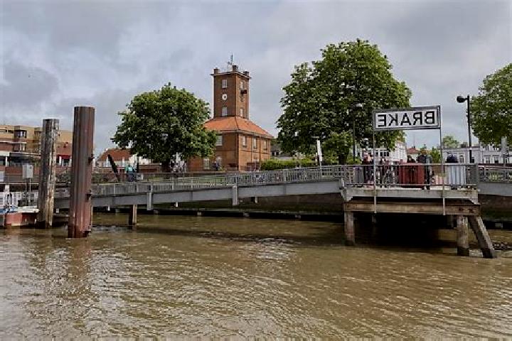 Grace, 24 — Escort in Brake (Unterweser), Germany