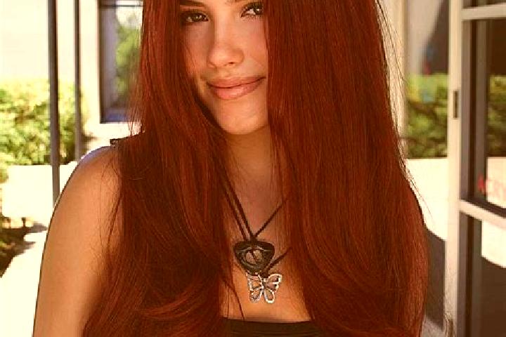 Grace, 25, a auburn dark-eyed mixed companion based in Novopoltavka. Offering GFE, A-Level, Fetish. Available for incall and outcall, day and evening dates.