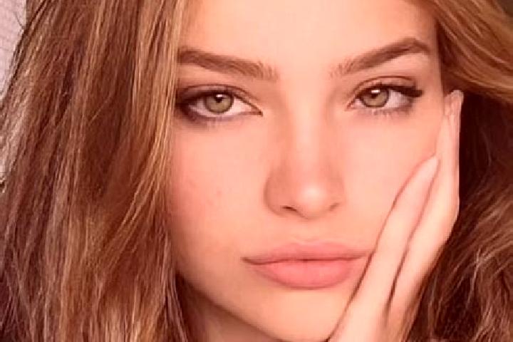 Grace, 25, a blonde brown-eyed caucasian companion based in Unec. Offering A-Level, OWO, CIM. Available for incall and outcall, overnight bookings available.