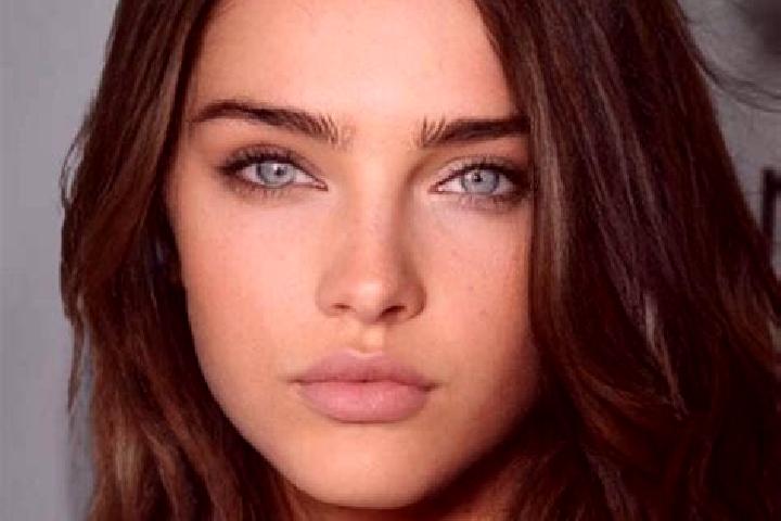 Grace, 25, a brunette green-eyed middle eastern companion based in Baliseyh. Offering Overnight, Girlfriend Experience, Dinner Date. Available for incall and...
