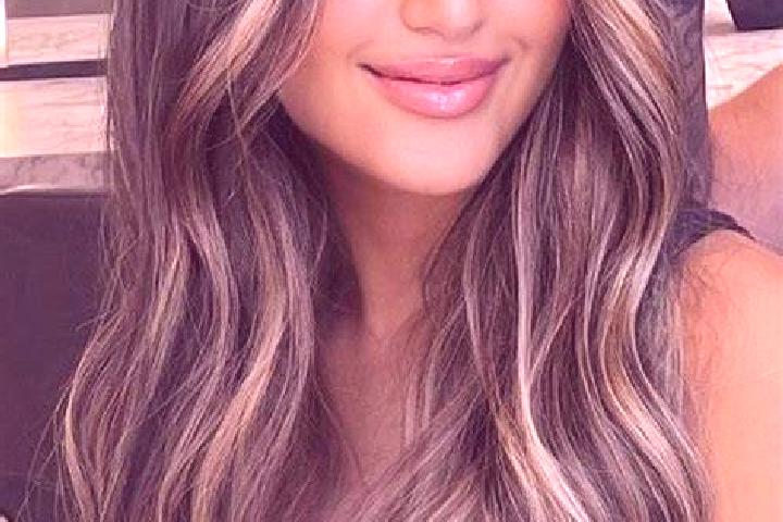 Grace, 25, a dark blonde brown-eyed indian companion based in Culla. Offering Party Girl, Girlfriend Experience, Erotic Massage, Striptease. Available for in...