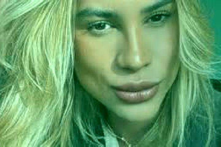 Grace, 25 — Escort in Presidente Dutra, Brazil
