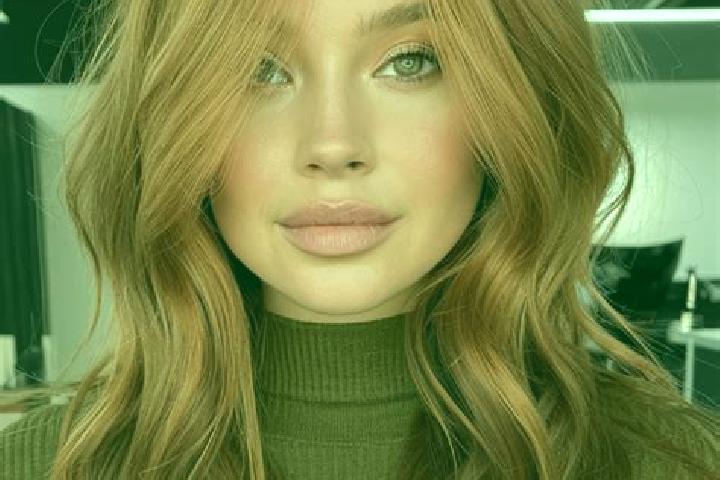 Grace, 26, a auburn brown-eyed mediterranean companion based in Romerillo. Offering A-Level, Striptease, GFE. Available for incall and outcall, overnight boo...
