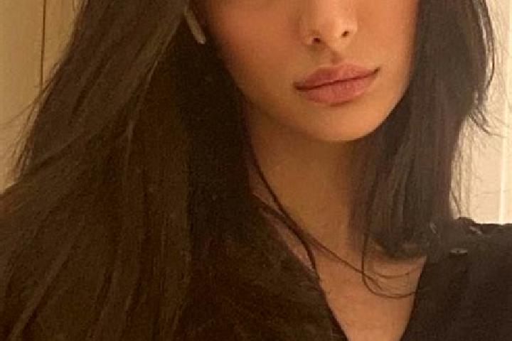 Grace, 26, a black dark-eyed middle eastern companion based in Miellen. Offering Fetish, Domination. Available for incall and outcall, day and evening dates.