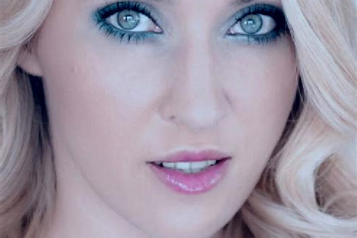 Grace, 26, a blonde green-eyed middle eastern companion based in Anserma. Offering Deep French Kissing, Domination, Overnight, Erotic Massage. Available for ...