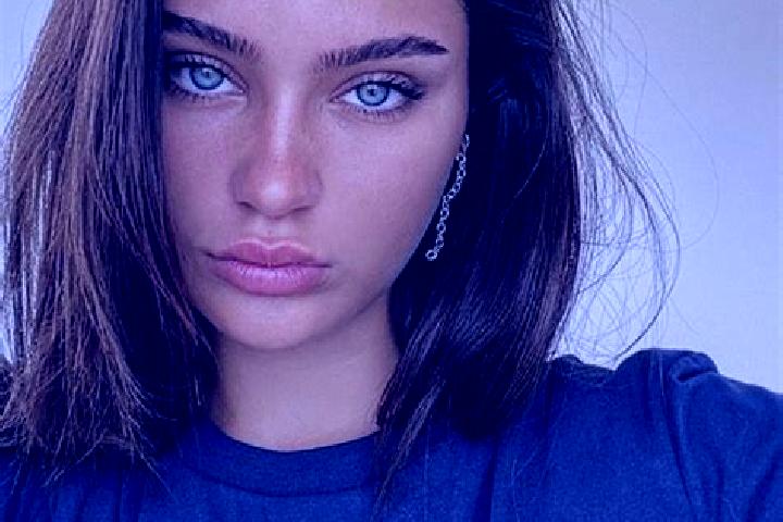 Grace, 26, a brunette blue-eyed indian companion based in Chiang Muan. Offering Prostate Massage, GFE, Roleplay, Duos. Available for incall and outcall, over...