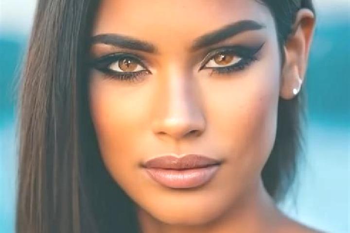 Grace, 26, a red dark-eyed latina companion based in Cuautitlan Izcalli. Offering Erotic Massage, Prostate Massage, Party Girl, Massage. Available for incall...