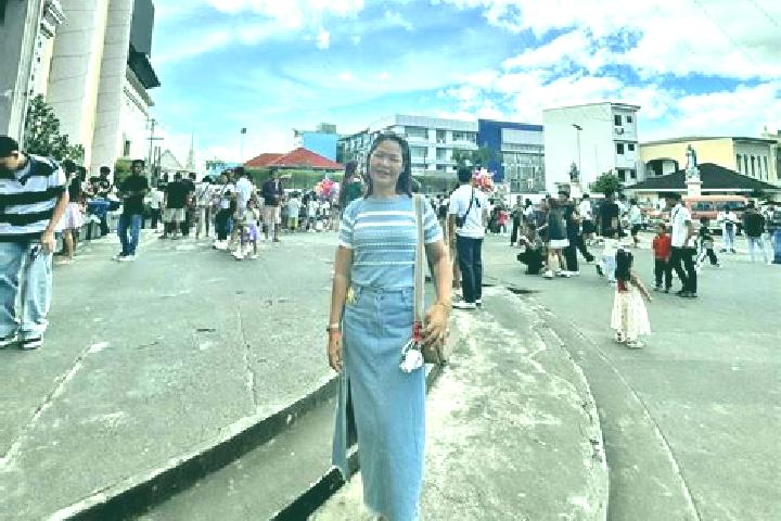 Grace, 26 — Escort in Talaibon, Philippines