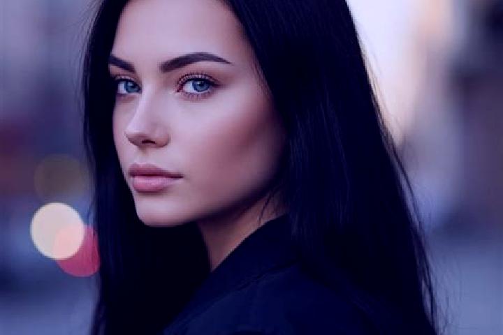 Grace, 27, a auburn blue-eyed latina companion based in Tangantangancut. Offering Erotic Massage, Deep French Kissing, Duos, Overnight, Striptease. Available...