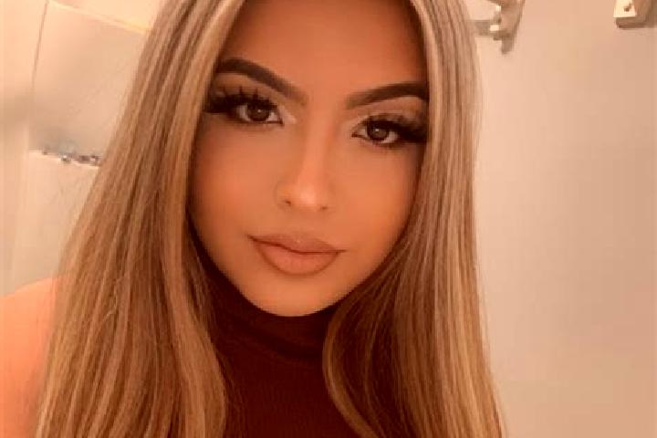 Grace, 27, a blonde amber-eyed latina companion based in Oteiza. Offering Domination, Deep French Kissing, Dinner Date, Couples. Available for incall and out...