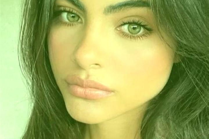 Grace, 27, a brunette amber-eyed european companion based in Dorohusk. Offering Overnight, Domination. Available for incall and outcall, day and evening dates.