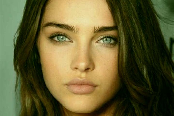 Grace, 27, a brunette blue-eyed mixed companion based in Noblejas. Offering A-Level, Fetish, Deep French Kissing. Available for incall and outcall, day and e...