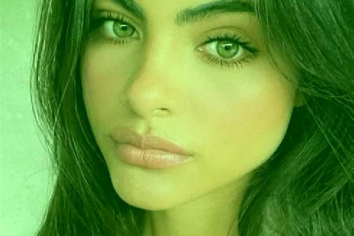 Grace, 27, a brunette brown-eyed european companion based in Trefriw. Offering Travel Companion, Erotic Massage, CIM, Domination. Available for incall and ou...