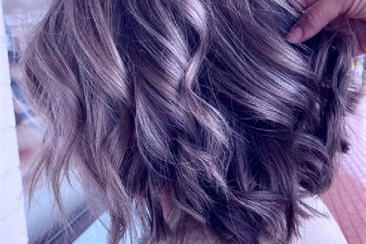 Grace, 27, a dark blonde grey-eyed caucasian companion based in Bandar-e Shirinu. Offering Striptease, Travel Companion, Massage. Available for incall and ou...