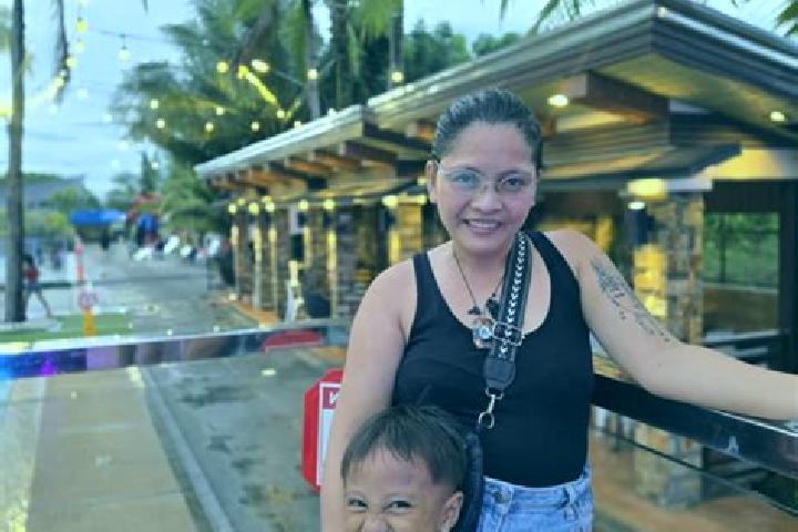 Grace, 27 — Escort in Tabinay, Philippines