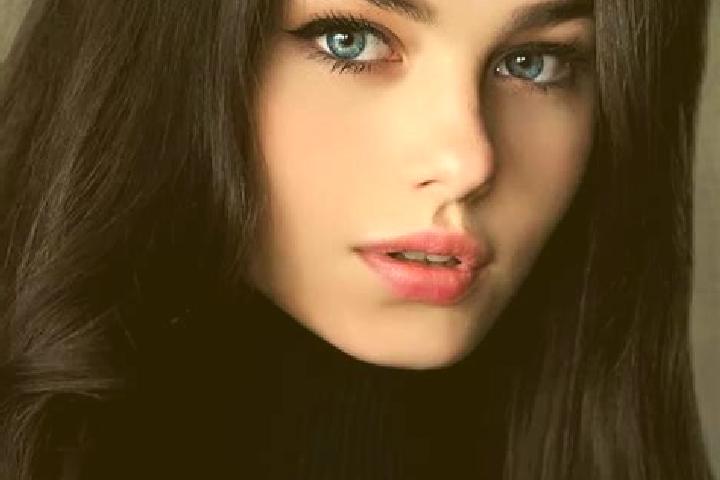 Grace, 28, a black dark-eyed slavic companion based in Barrio de Centro del Cerrillo. Offering GFE, Striptease, Travel Companion, Massage. Available for inca...