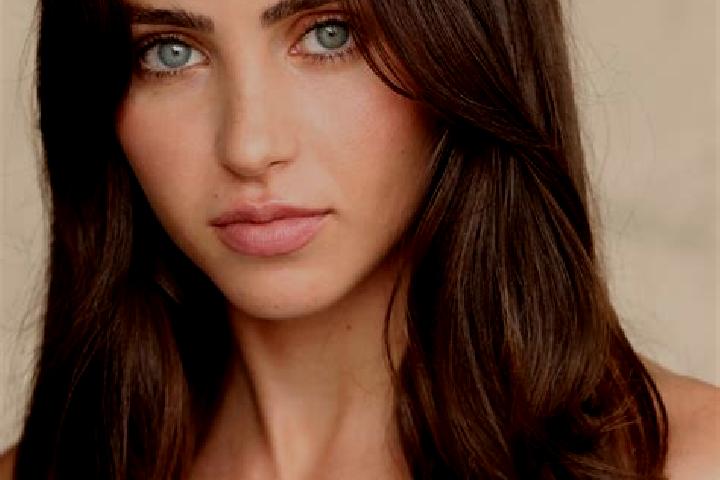 Grace, 28, a blonde brown-eyed middle eastern companion based in Brieden. Offering Dinner Date, Tantra, A-Level, OWO. Available for incall and outcall, day a...