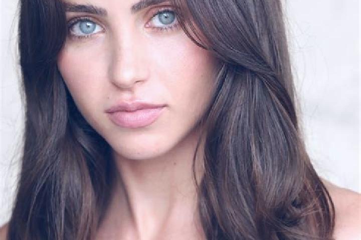 Grace, 28, a brunette amber-eyed mixed companion based in Drama. Offering Erotic Massage, Roleplay, Prostate Massage, Fetish, Striptease. Available for incal...