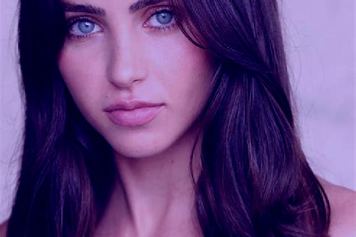Grace, 28, a brunette dark-eyed middle eastern companion based in Slatioara. Offering OWO, Massage, Duos, A-Level, Striptease. Available for incall and outca...