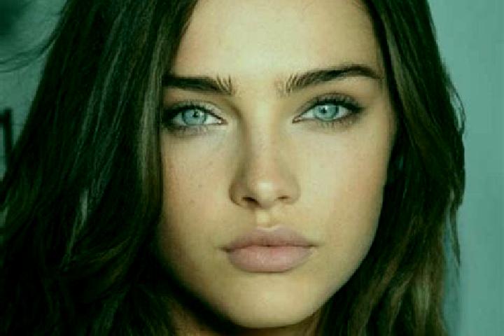 Grace, 28, a brunette green-eyed caribbean companion based in Leninaul. Offering Tantra, BDSM, Party Girl, Erotic Massage. Available for incall and outcall, ...