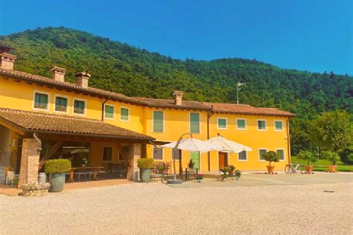 Grace, 28 — Escort in Cavaione, Italy