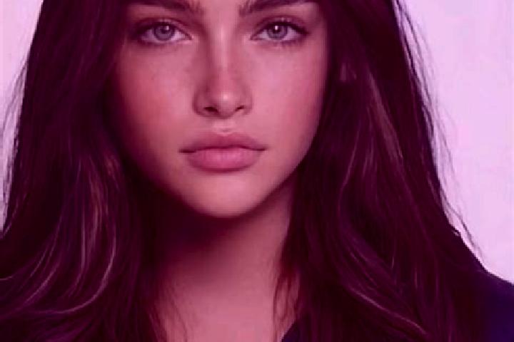 Grace, 29, a brunette blue-eyed european companion based in Jacocha. Offering Duos, 69, CIM, Massage. Available for incall and outcall, day and evening dates.