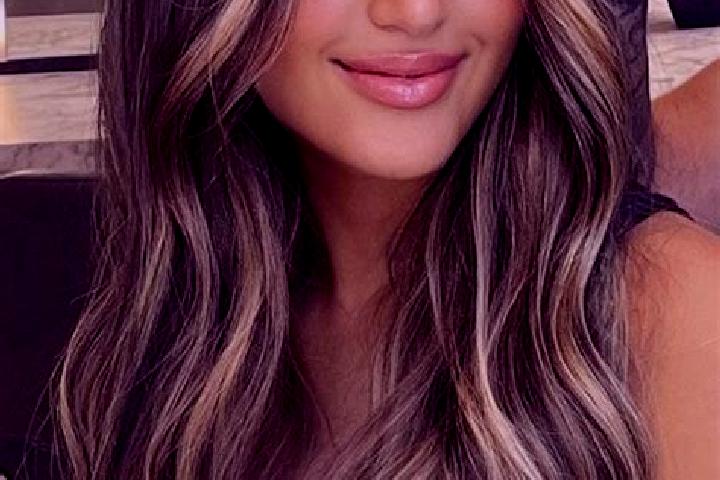 Grace, 29, a dark blonde brown-eyed indian companion based in Sormonne. Offering Couples, Party Girl, Erotic Massage, A-Level. Available for incall and outca...