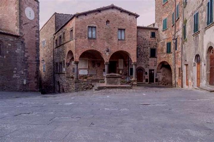 Grace, 29 — Escort in Montecatini Val di Cecina, Italy
