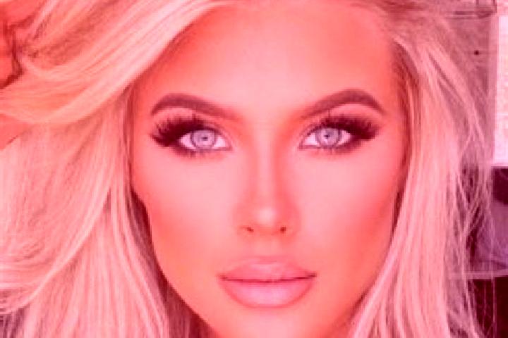 Grace, 30, a platinum blonde grey-eyed latina companion based in Flinders Park. Offering Striptease, GFE, CIM, BDSM, Overnight. Available for incall and outc...
