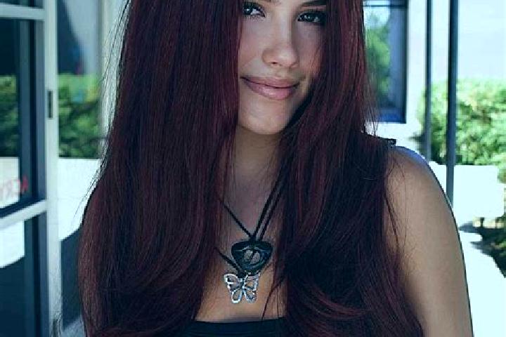 Grace, 31, a auburn dark-eyed latina companion based in Gimo. Offering BDSM, Striptease, OWO, Girlfriend Experience, Tantra. Available for incall and outcall...