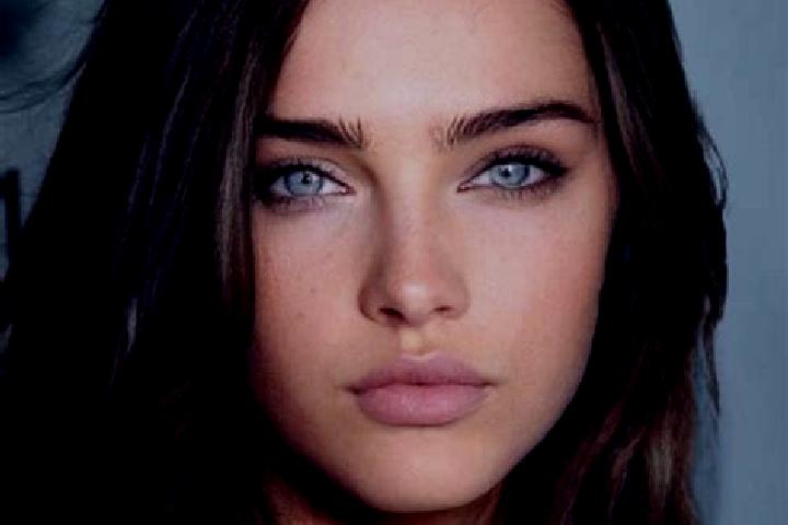 Grace, 31, a brunette blue-eyed mediterranean companion based in Lugu. Offering Domination, Fetish, Striptease. Available for incall and outcall, overnight b...