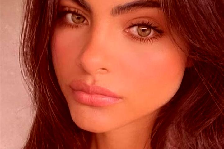 Grace, 31, a brunette dark-eyed caucasian companion based in Suseya. Offering Couples, Overnight, CIM. Available for incall and outcall, day and evening dates.