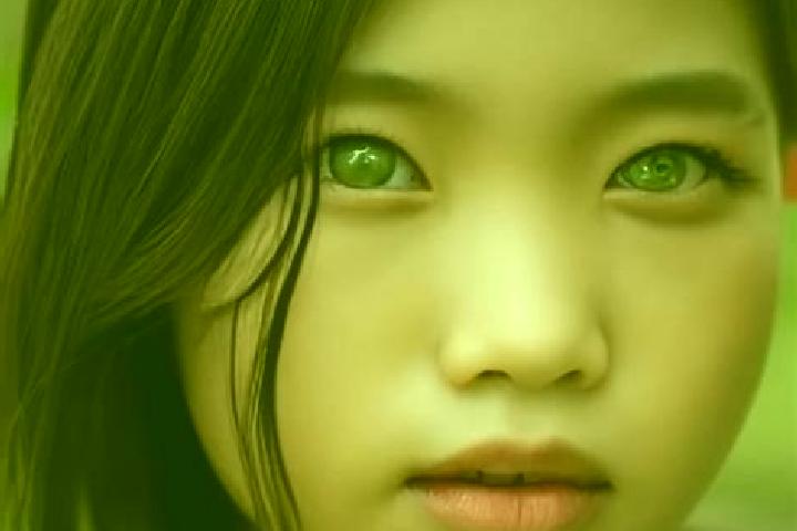 Grace, 31, a red green-eyed asian companion based in Soindres. Offering Dinner Date, Roleplay, Prostate Massage, Couples. Available for incall and outcall, o...