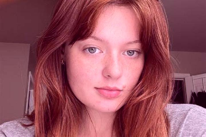 Grace, 32, a auburn brown-eyed caucasian companion based in Neusiedl. Offering GFE, CIM, Couples. Available for incall and outcall, day and evening dates.