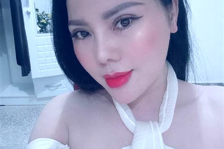 Grace, 32 — Escort in Dola, India