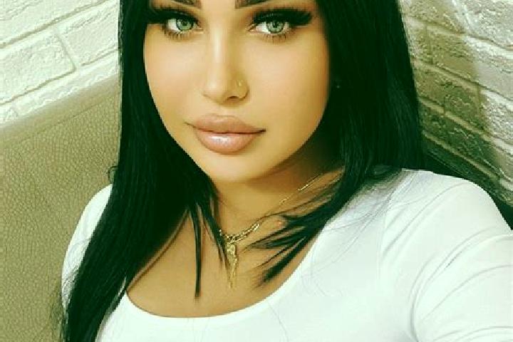Grace, 32 — Escort in Neffes, France