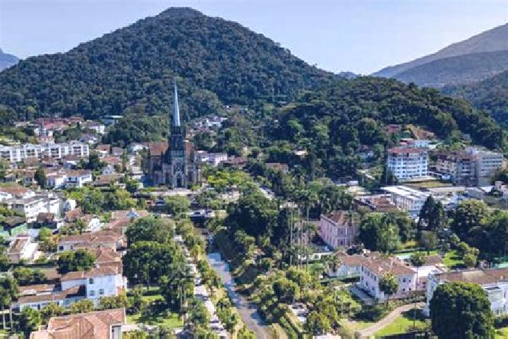Grace, 32 — Escort in Petropolis, Brazil