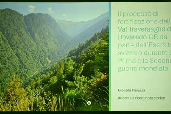 Grace, 32 — Escort in Roveredo di Gua, Italy