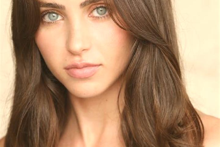 Grace, 33, a blonde dark-eyed latina companion based in Limbodi. Offering Striptease, BDSM, Roleplay, OWO. Available for incall and outcall, overnight bookin...