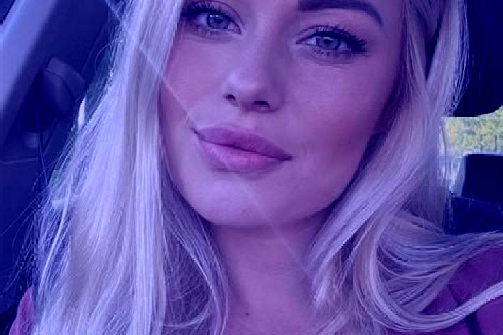 Grace, 33, a blonde hazel-eyed mediterranean companion based in Mkhuhlu. Offering Girlfriend Experience, CIM, Dinner Date, GFE, Party Girl. Available for inc...